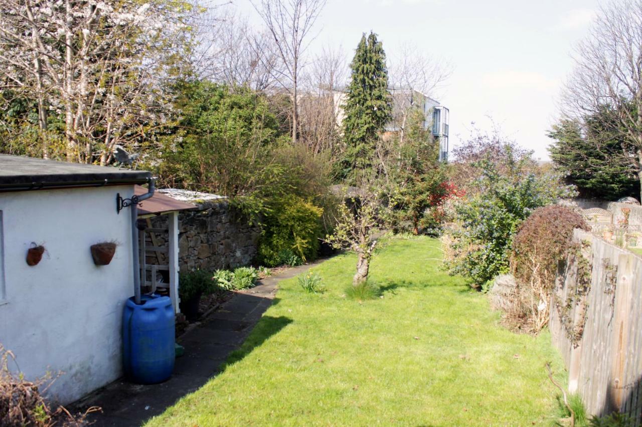 Silver Lining - Gilmore House With Parking & Garden Apartment *